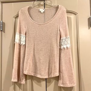LA Hearts Medium Champagne Sweater with Lace